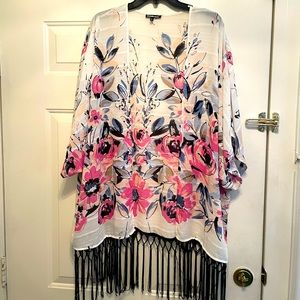 Open front kimono with fringe detail